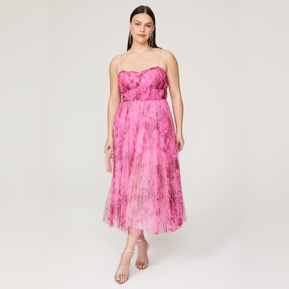 Monique Lhuillier Dresses & Skirts - ML Monique Lhuillier Tulle Pink Dress